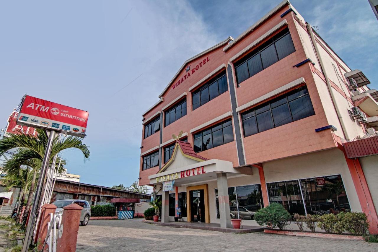 Oyo 90697 Hotel Wisata Думай Экстерьер фото